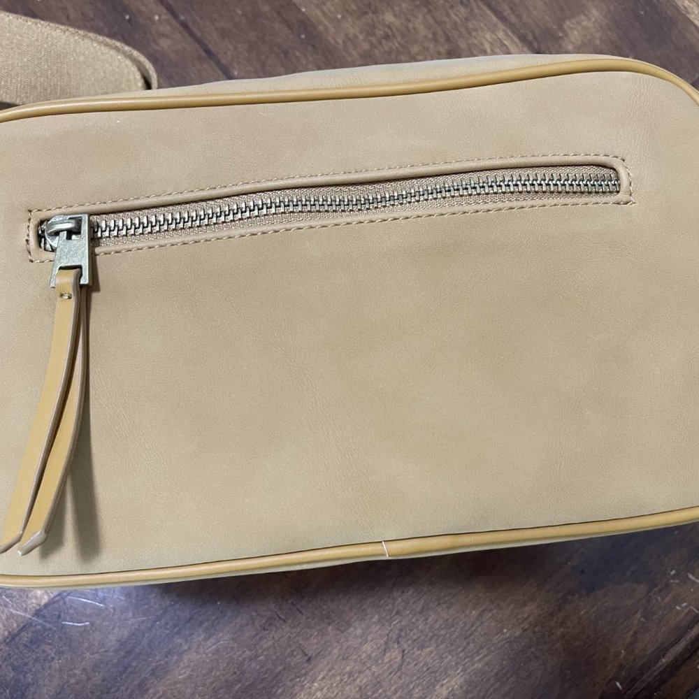 Universal Thread Purse - image 1